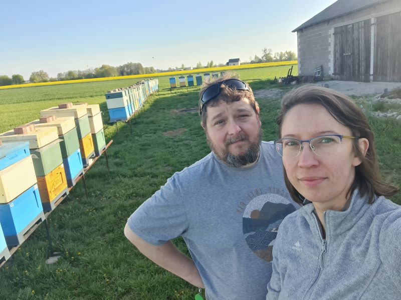 Agnieszka i Robert - właściciele pasieki Pszczela Symfonia